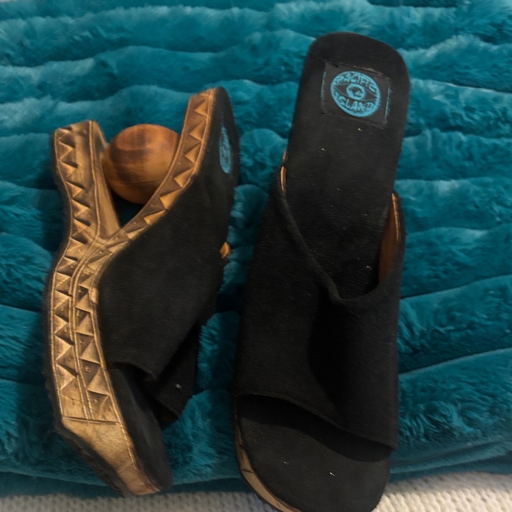 Black and Gold Women's Mules by